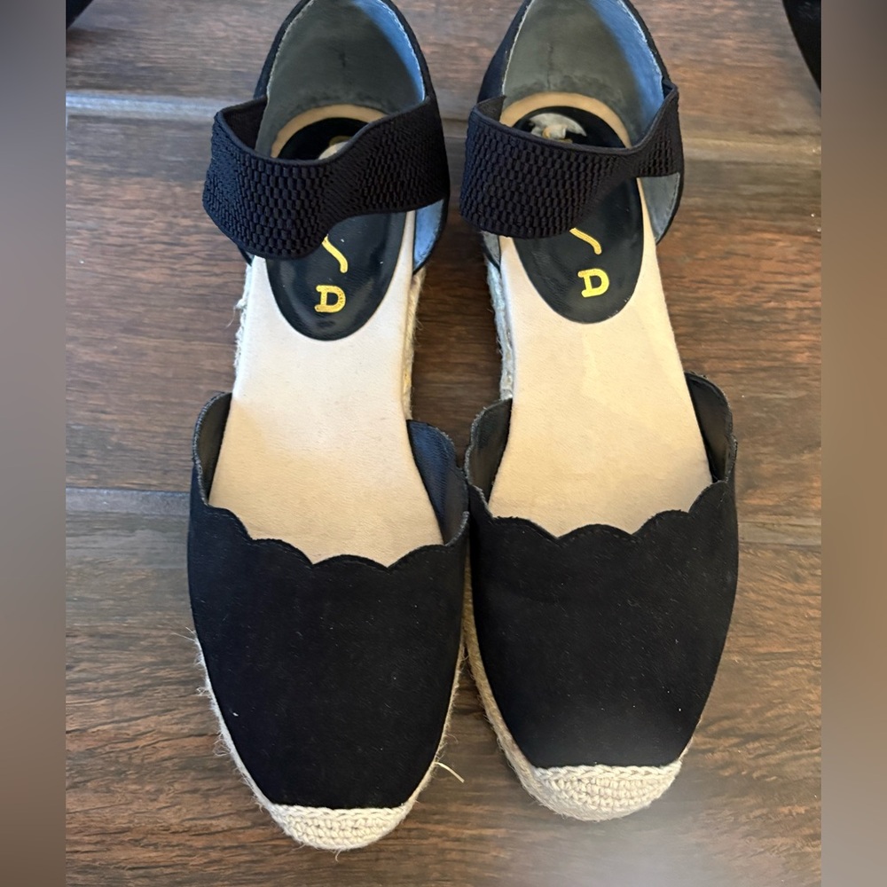 Unisa Black Scalloped Espadrilles